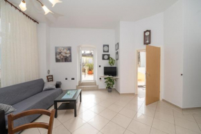 Aparment Kod Kule